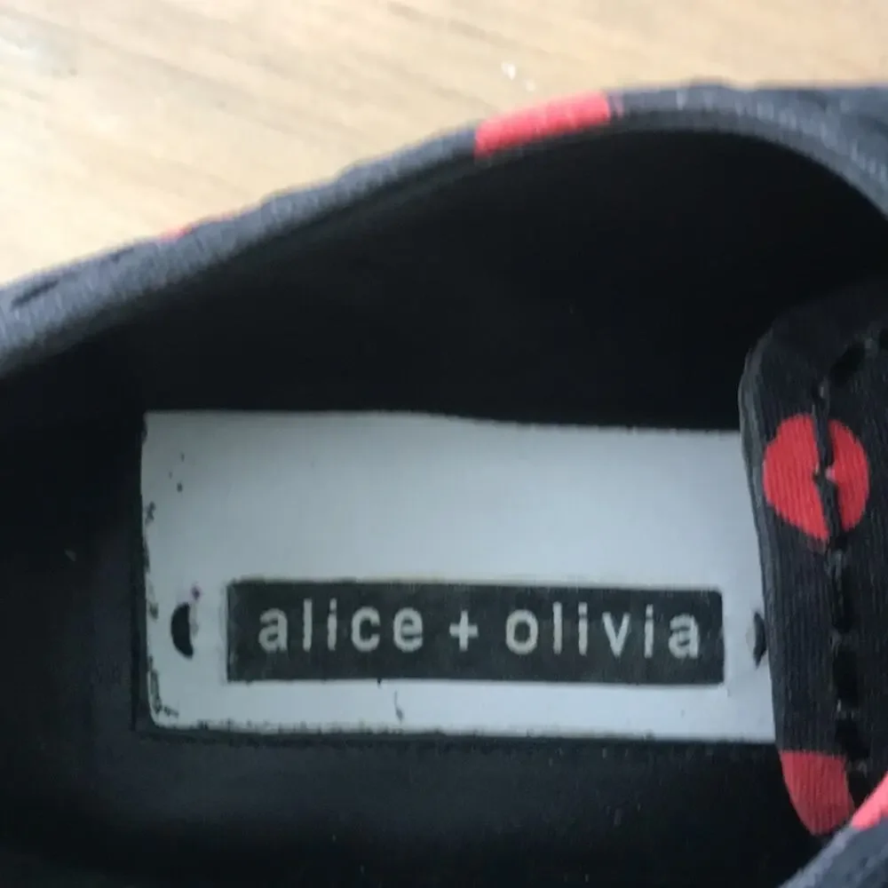 Alice + Olivia size 40